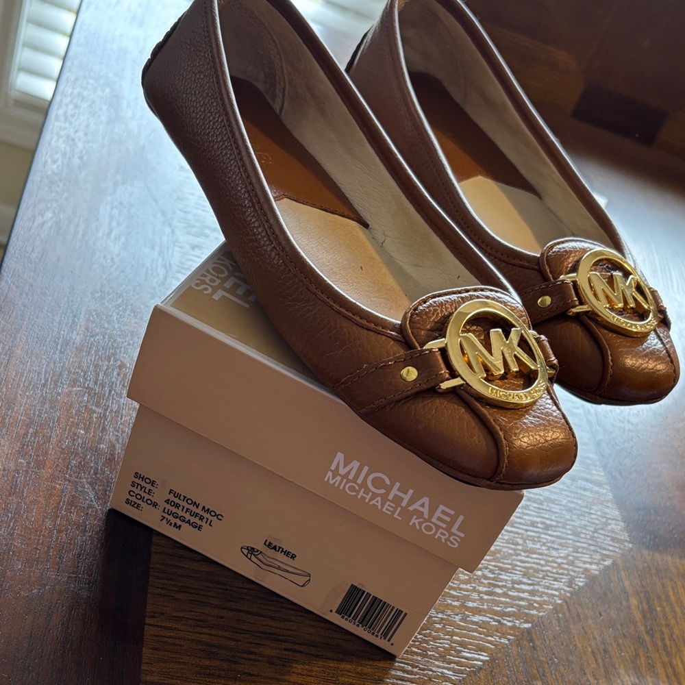 Michael Kors Fulton mix luggage color 7 1/2